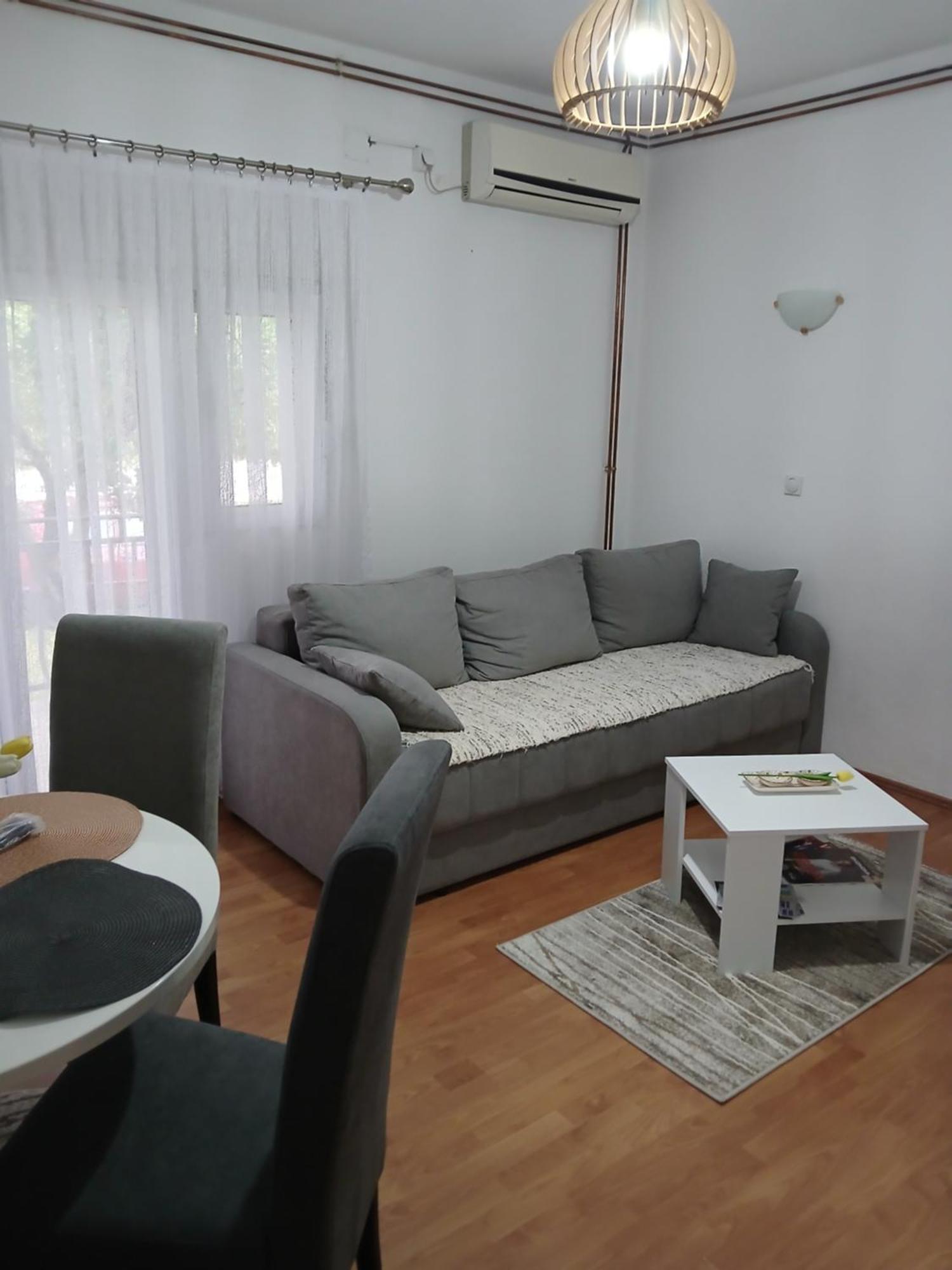 Apartman Am Mladenovic Apartment Vranje Luaran gambar